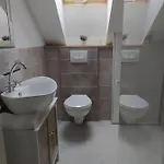 Apartment Dora *