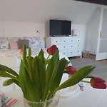 Apartamento Dóra Balatonszarszo