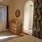 Dora
